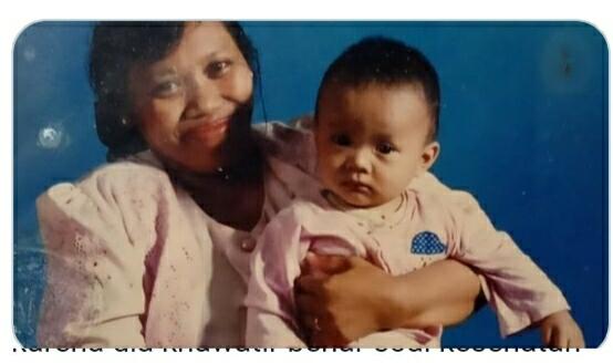 Ibu Ini Rutin Mengirim Surat Ke Anaknya Yg Jauh, Ternyata Ada Kisah Haru Dibaliknya!