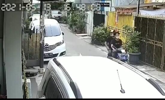 Awas Pencuri Kaca Spion Berkeliaran di Jakarta, Jangan Sembarangan Parkir Mobil