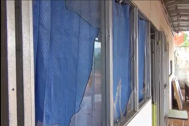 Kerap Kebanjiran Lumpur Proyek, Warga Rusaki Kantor Milik KITB