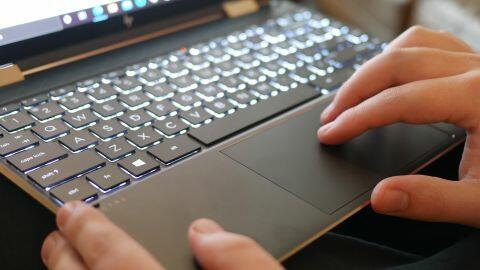 &#91;REVIEW&#93; HP Spectre x360 14! Laptop Impian, Multitasking buat Kerja 