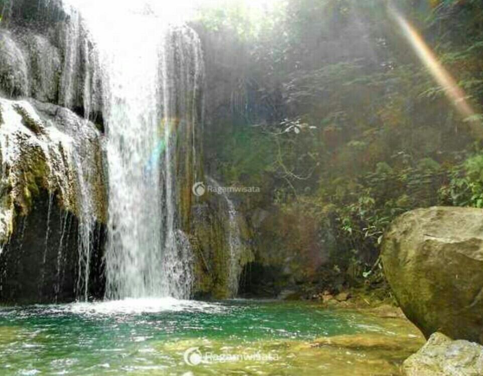 Grojogan Sewu,Air Terjun Indah Yang Harus Anda Kunjungi!