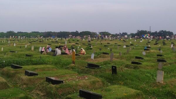 TPU Tegal Alur Ramai Peziarah, Satpol PP: Pintu Belakang Dijebol