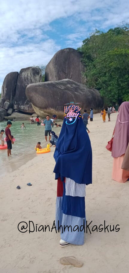 Pantai Tanjung Tinggi, Tempat Hati Merindu Di Saat Lebaran Tiba.