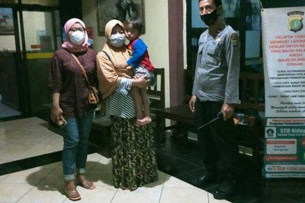 Sempat Viral, Bocah Ninjago Depok Dijemput Orangtuanya di Kantor Polisi