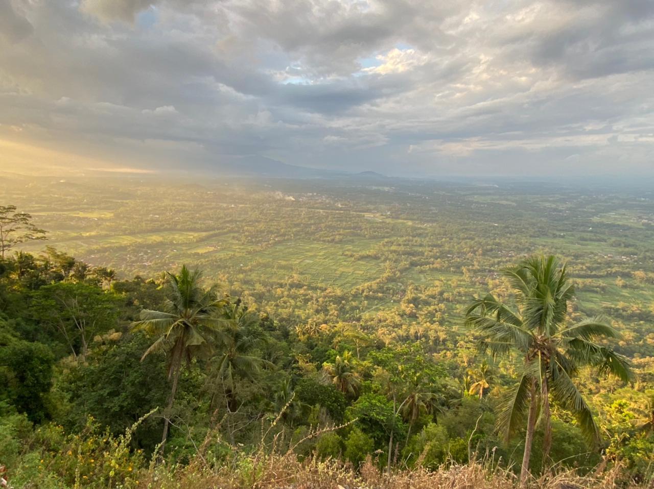  Mendatangi Sunrise Spot Bernama Watu Kendil, Saat Sunset