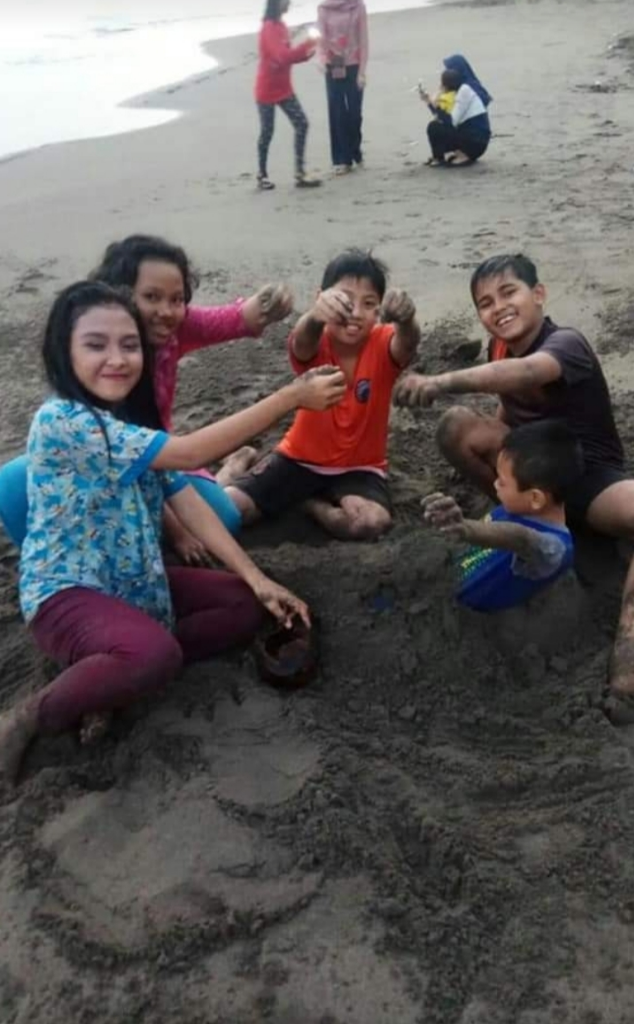 'Pantai Palabuhanratu', Sebuah Tempat Wajib Dikunjungi saat Pulang Kampung.