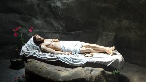 Yesus di antara jeda Kematian-Nya