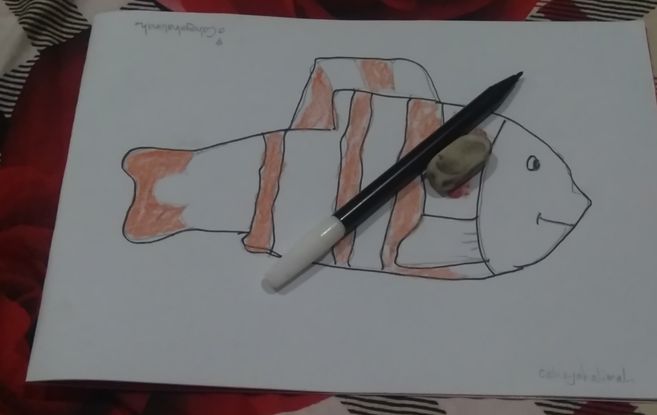 Menggambar Karakter Fabel dengan Menjiplak Jari Tangan, Begini Caranya!