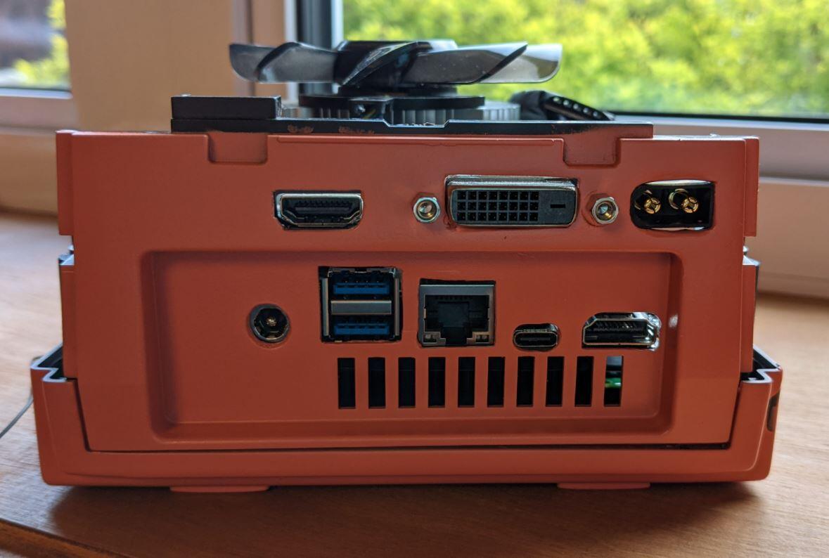 Mengubah Nintendo GameCube Menjadi Sebuah PC