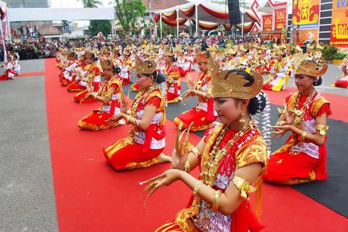 Sigeh Pengunten, Tarian Adat Lampung yang Digunakan untuk Menyambut Tamu Agung