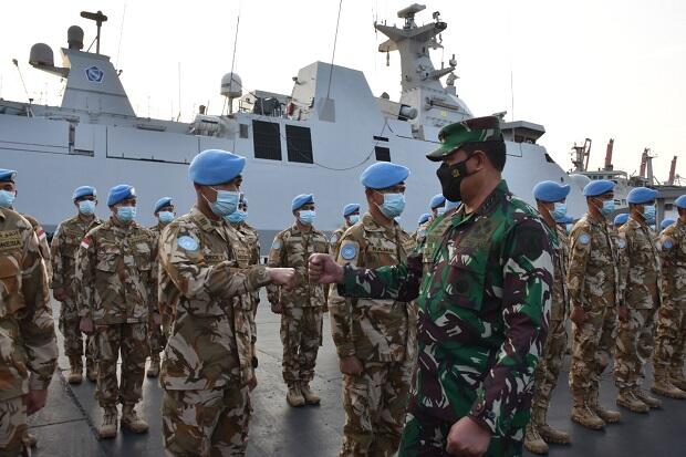 KSAL Minta Awak KRI Sultan Hasanuddin Teruskan Kesuksesan dalam Misi Perdamaian Dunia