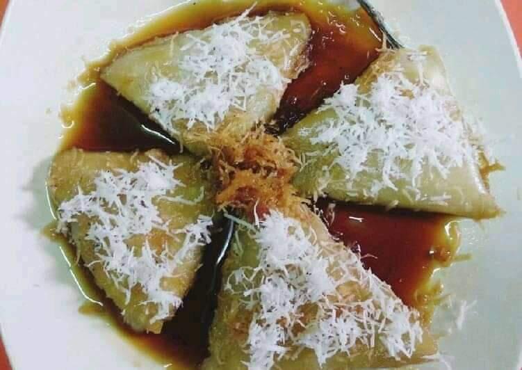 Mau Kuliner Tradisional Yang Manis Dan Legit? Yuk Coba Pecong Khas Pamekasan!