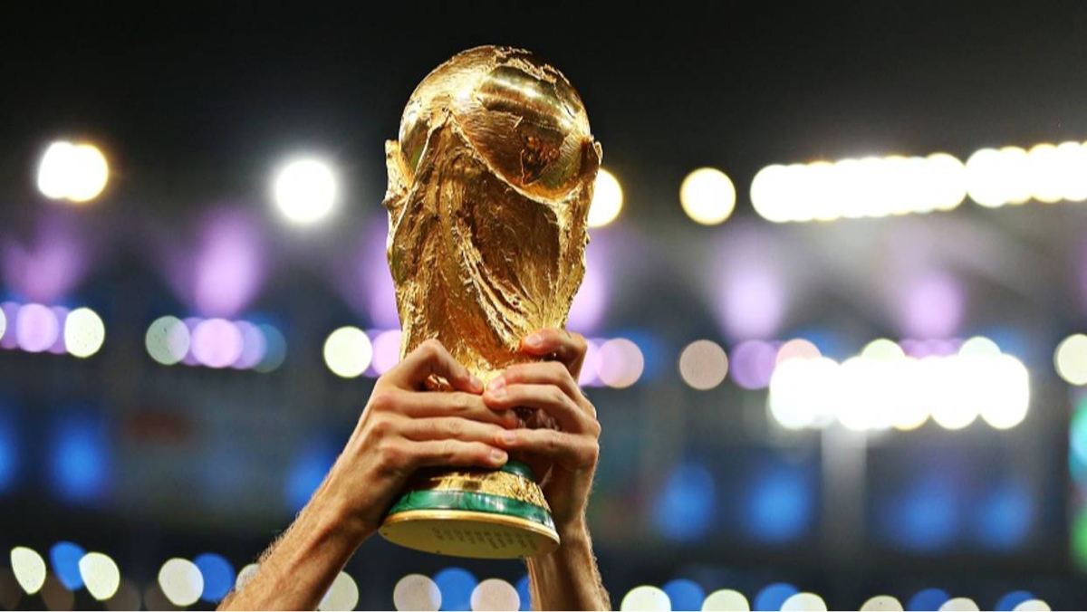 Piala Dunia Digelar Dua Tahun Sekali, Urusan Cuan Atau Murni Sepak Bola?