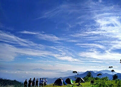 10 Rekomendasi Tempat Camping Di Bandung