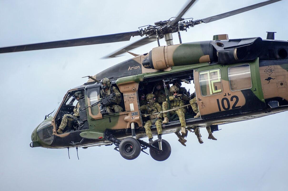 Australia Bakal Jual Helikopter Blackhawk Bekas