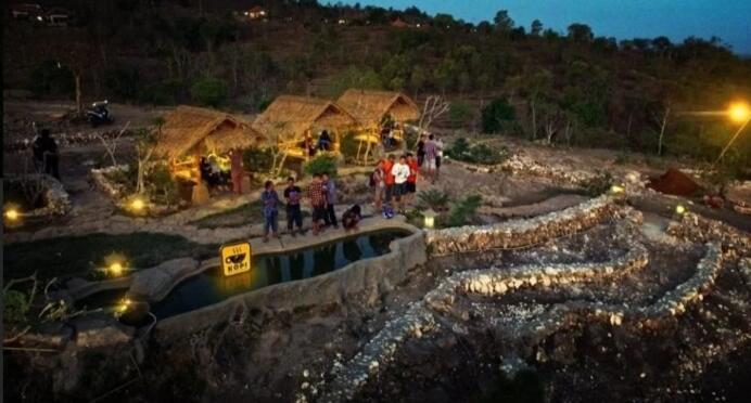 Boekit Tinggi Daramista, Destinasi Wisata Bak Negeri Dongeng di Madura