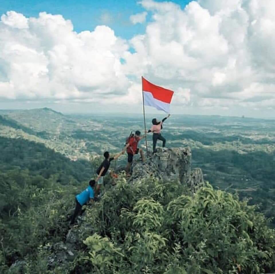 Bukit Sekaran Pamekasan, Tempat Memacu Adrenalin Di Tempat Yang Instagramable