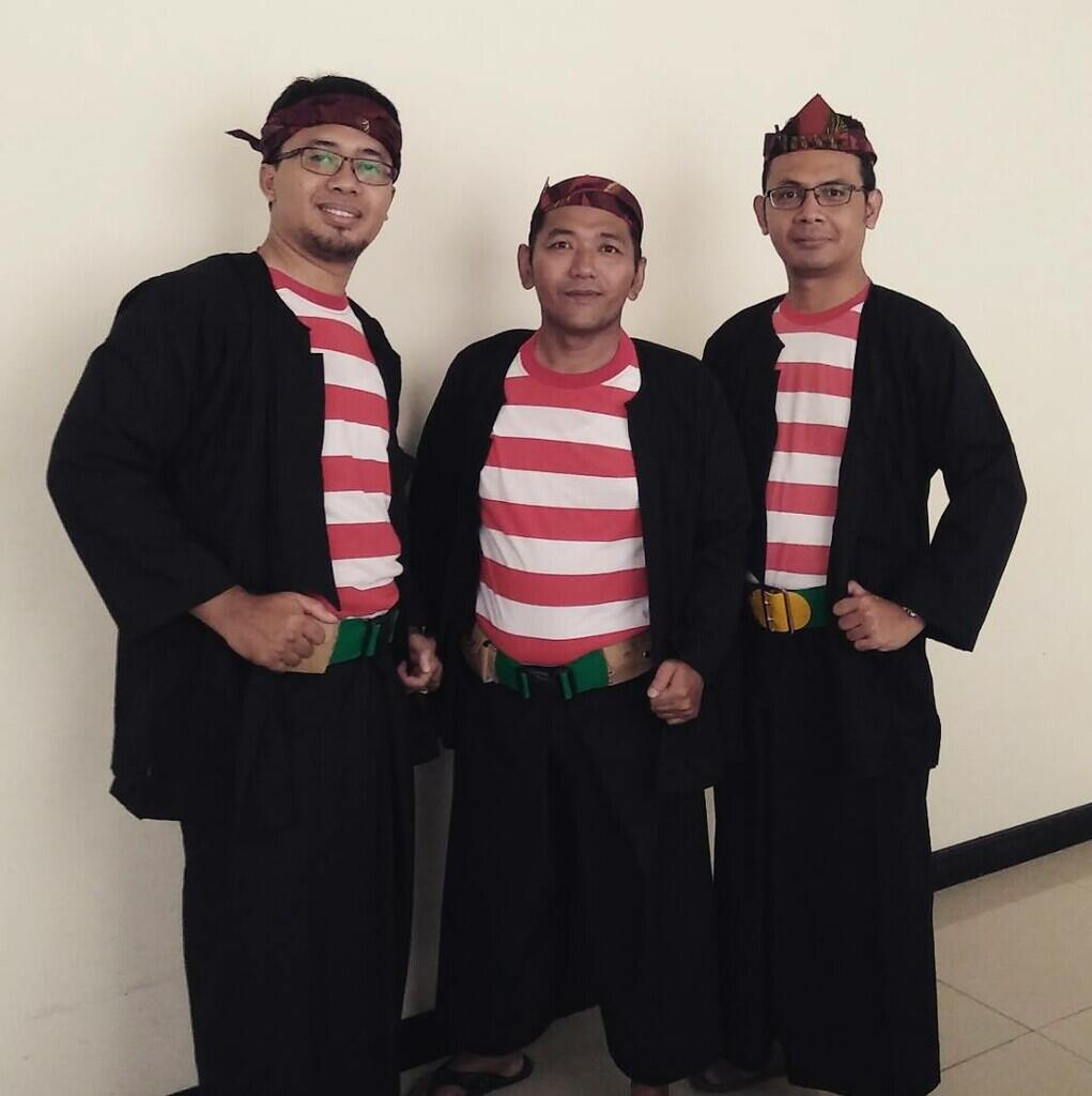 Mengenal Baju Sakera Ciri Khas Suku Madura