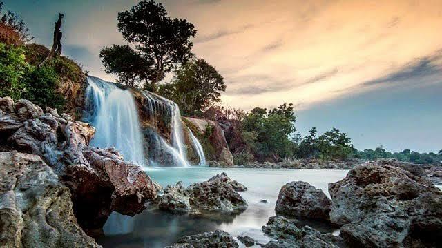 Air Terjun Toroan, Wisata Alam Unik Di Pulau Garam