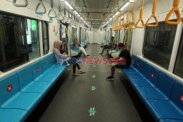 Mulai Hari Ini MRT Jakarta Hanya Beroperasi Sampai Jam 21.30 WIB