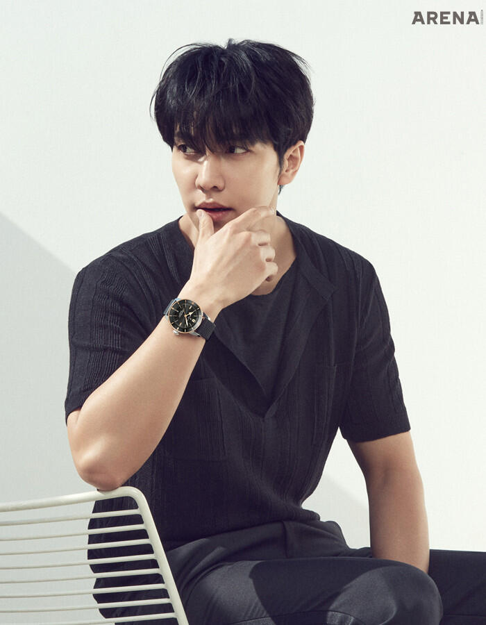 Lee Seung Gi Tinggalkan Agensi Hook Entertainment