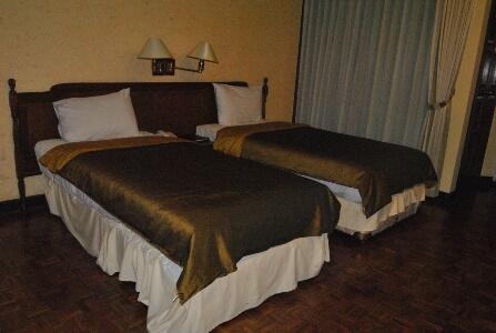 Pengalaman Anti Mainstream Menginap di Grand Hotel Lembang