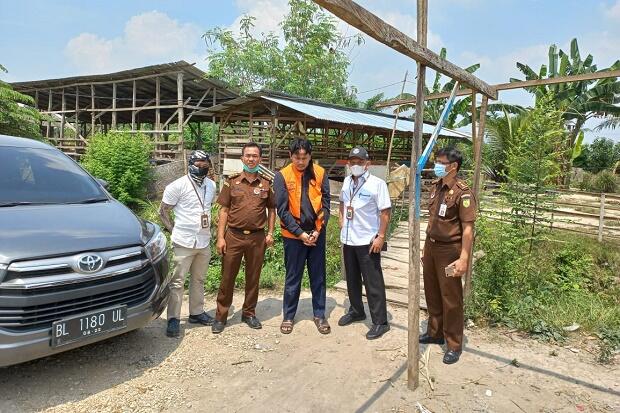 Terdakwa Penggelap Uang Nasabah Tertangkap Gara-gara Main TikTok