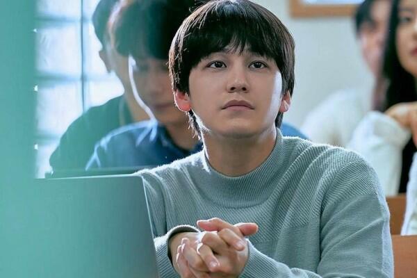 Rekomendasi 6 Drama Korea Seru yang Dibintangi Kim Bum