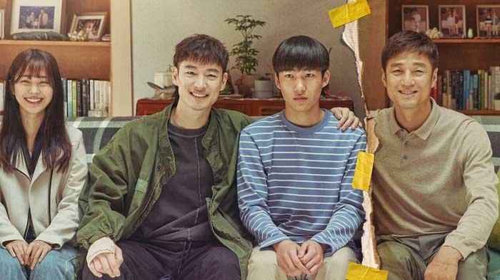Lee Je Hoon Pengin Ada 'Move to Heaven Season 2'!