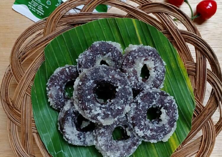 BEBERAPA KUE TRADISIONAL KHAS SUNDA YANG MASIH EKSIS SAMPAI SEKARANG