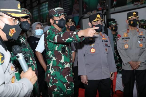 Panglima TNI dan Kapolri Kunker ke Papua Minta Personel Perkuat Sinergitas