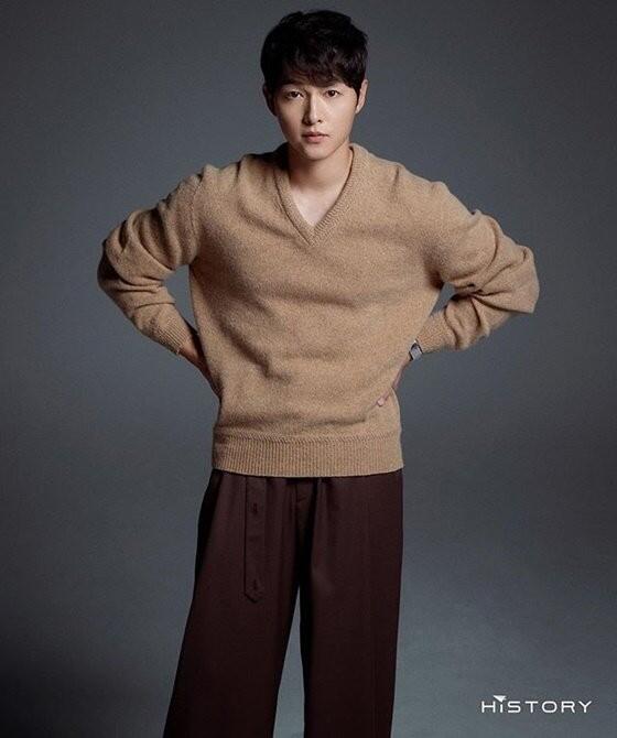 Song Joong Ki Pertimbangkan Naskah Drama Baru