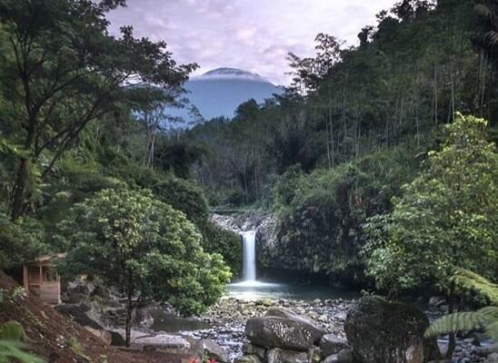 Curug Bayan. Wisata Alam Air Terjun yang Ngehits di Banyumas