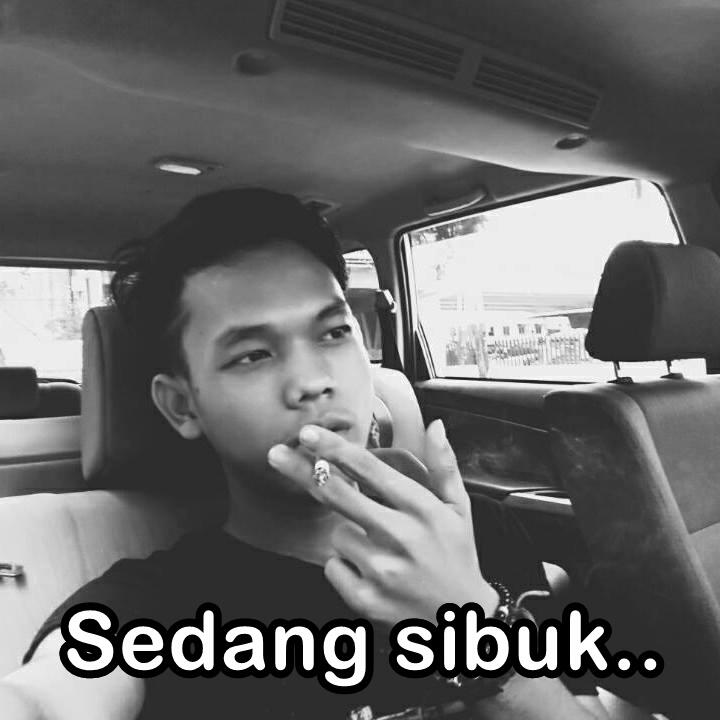 Netizen Emang Usil, Foto Tommy Jonathan Sinaga dijadikan Stiker WhatsApp