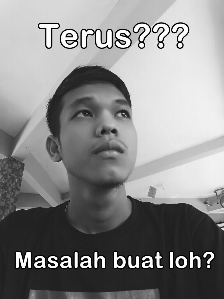 Netizen Emang Usil, Foto Tommy Jonathan Sinaga dijadikan Stiker WhatsApp