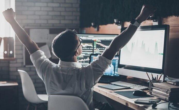 Swing Trader, Strategi Trading Dengan Minimal Resiko Yang Bisa Gansis Coba