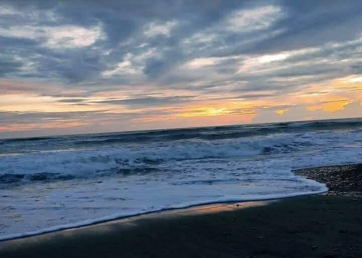 Pantai Cemara Cidaun, Primadona Destinasi Wisata Baru Di Cianjur Selatan