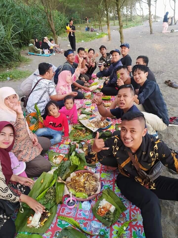 Pantai Cemara Cidaun, Primadona Destinasi Wisata Baru Di Cianjur Selatan
