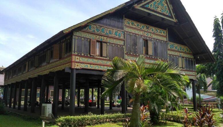 Rumah Krong Bade, Rumah Adat Aceh yang Menggambarkan Masyarakat Dekat dengan Alam