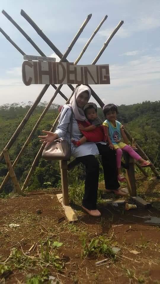 Curug Kembar Cihideung Sukabumi, Surga Tersembunyi Yang Menguji Adrenalin