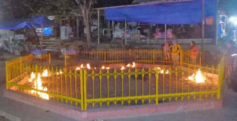 Fenomena Api Tak Kunjung Padam