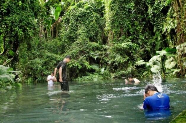 Pemandian Air Tawar Sumber Pocong, The Hidden Paradise di Bangkalan