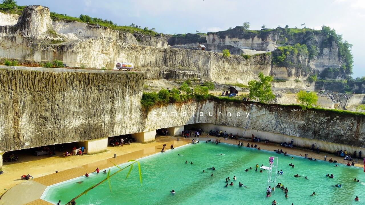 Rasakan Sensai Berenang di Tengah Tebing