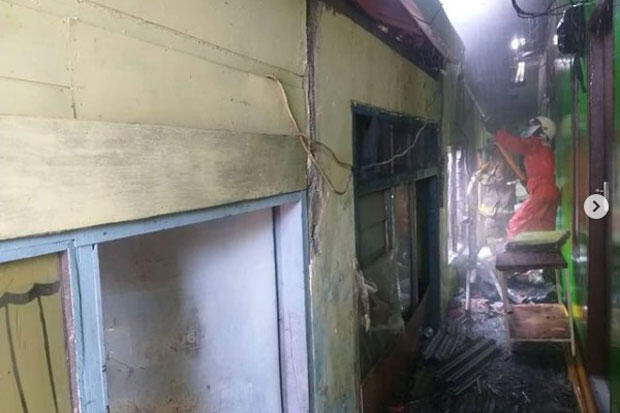 Rumah Kontrakan di Matraman Terbakar, Kerugian Ditaksir Belasan Juta Rupiah