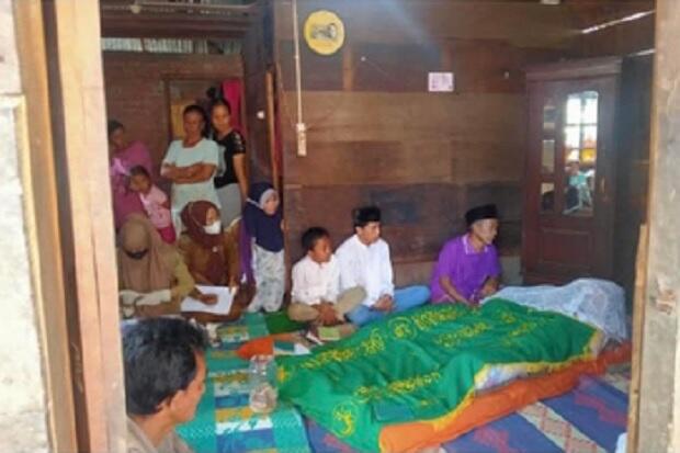 Sering Mabuk Lem Aibon, Pemuda di Empat Lawang Gorok Leher Sendiri