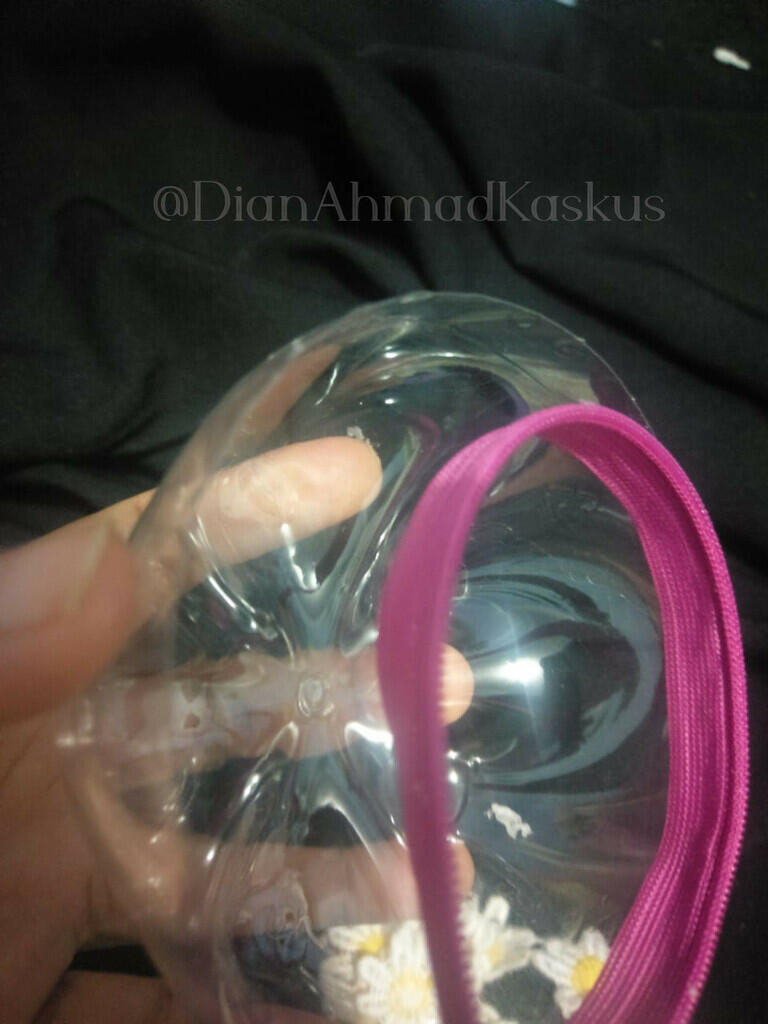Cara Mudah Membuat Tabung Cantik Dari Botol Bekas, Yuk Buruan Bikin!