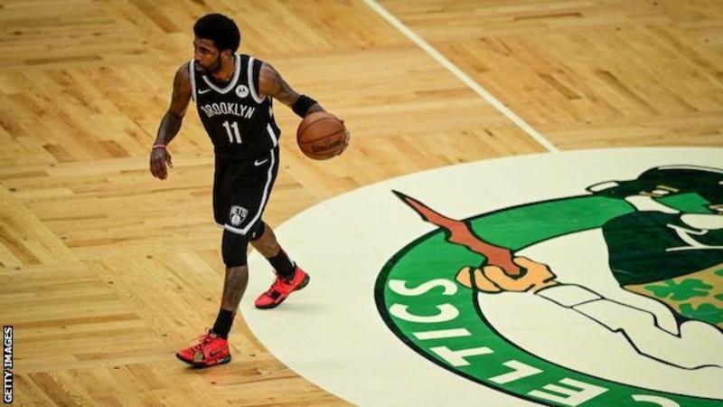 NBA Play-offs: Penggemar Celtics Ditangkap setelah Melempar Botol ke Kyrie Irving