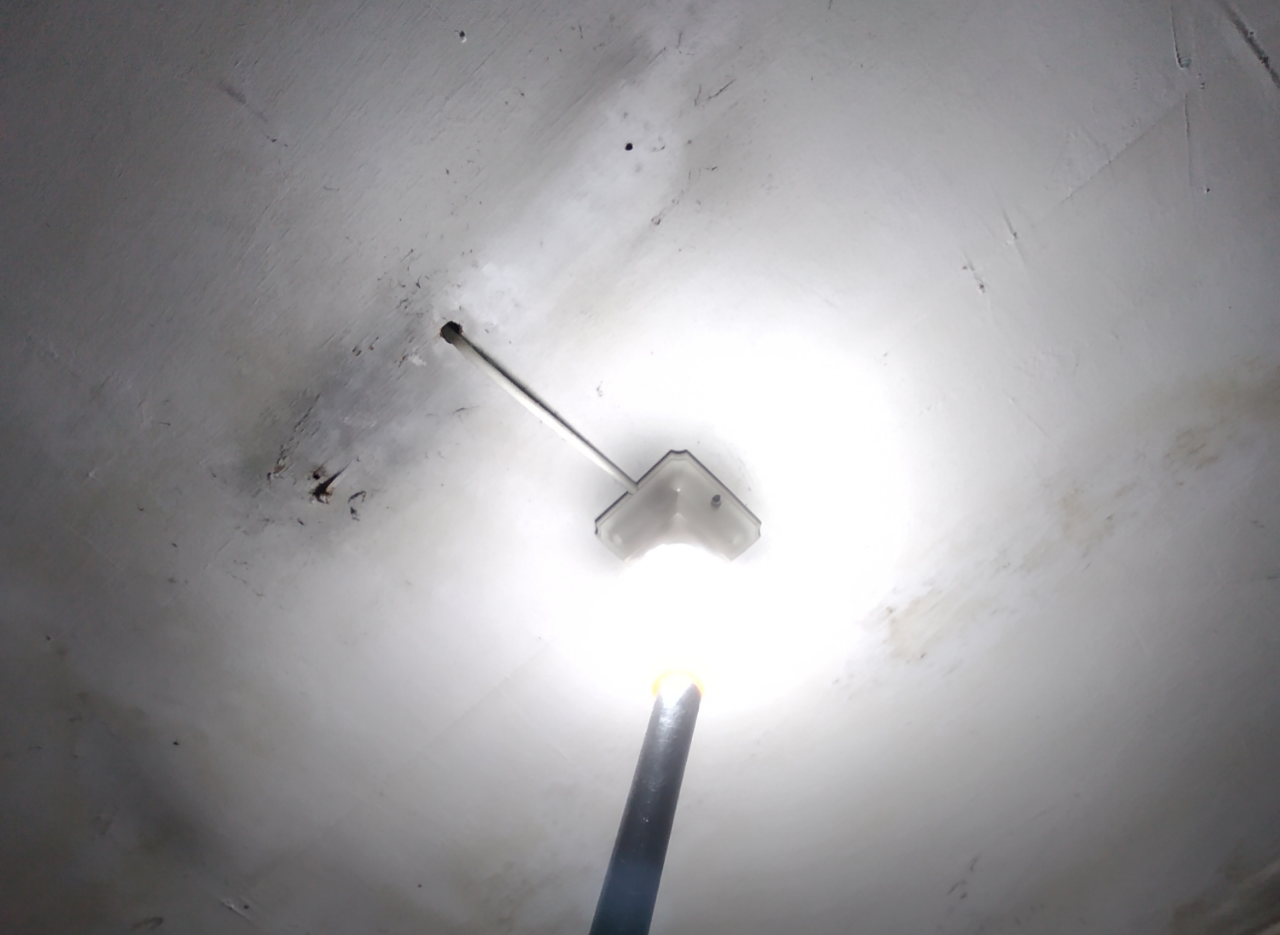 Membuat Tongkat Lampu Dari Botol Bekas