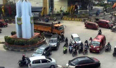 Pengemudi Pemula, Ketahui Aturan Tak Tertulis Ini Di Jalan Milik Bersama