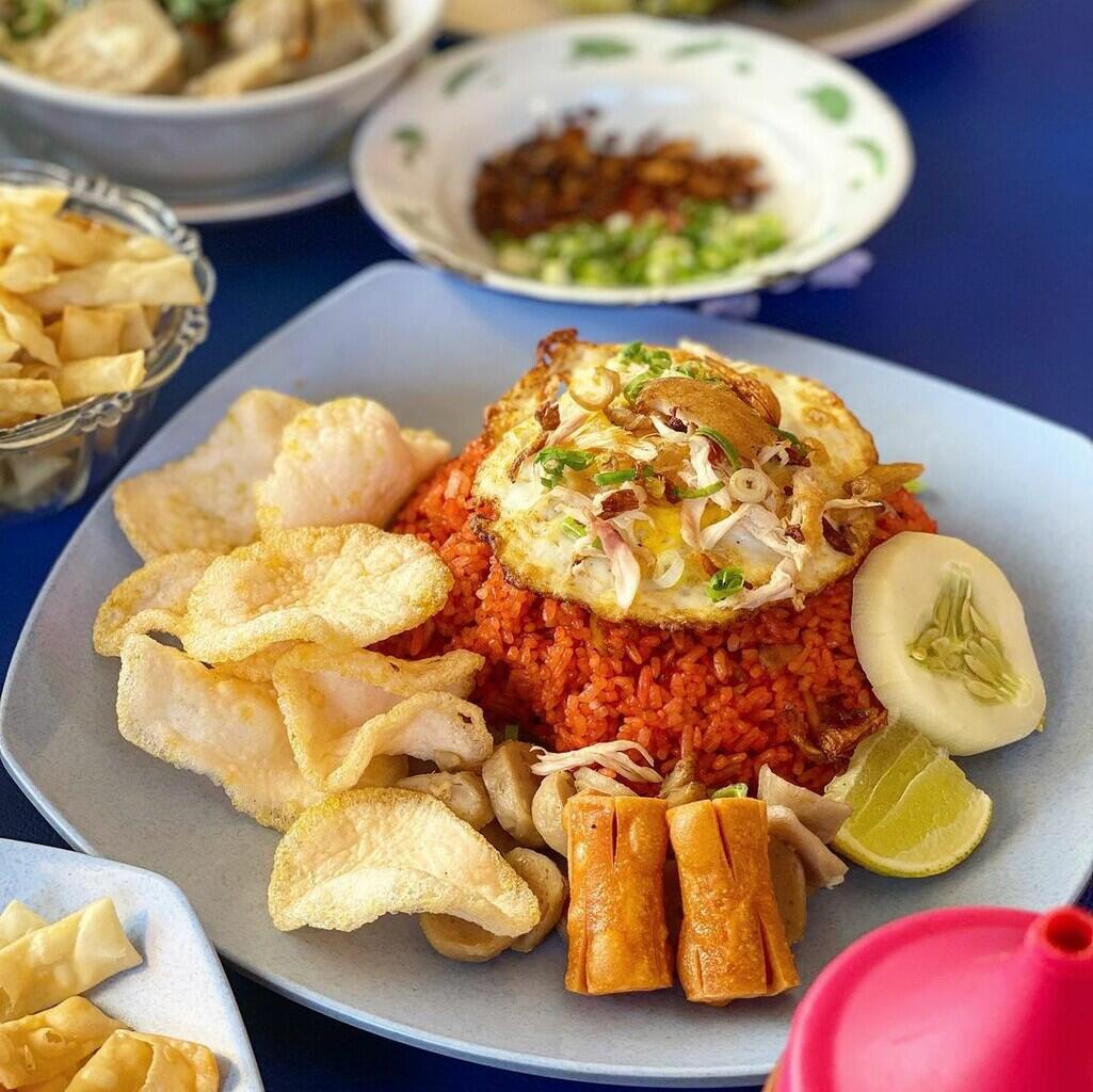Wisata Kuliner Murah Meriah Di Makassar. Penasaran? Yuk, Cobain!